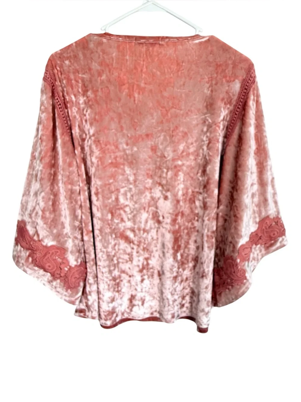 Westport 1962 Crushed Velvet Lace Trim Bell Sleeve Top Dusty Rose Pink L